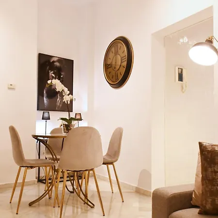 Precioso apartamento con patio en La Alameda Sevilla Habitación foto